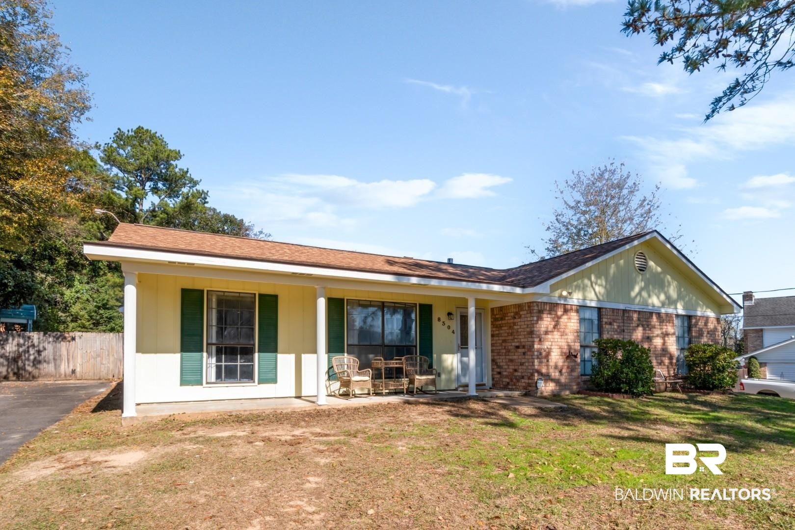 8304 Champlain Circle Mobile, AL 36695 - Photo 45 of 46 View of front of house featuring a front yard