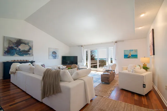 $3,900 | 782 Groton Long Point Road, Groton, CT 06340