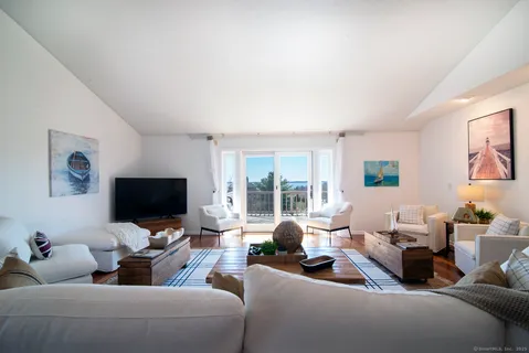 $3,200 | 782 Groton Long Point Road, Groton, CT 06340