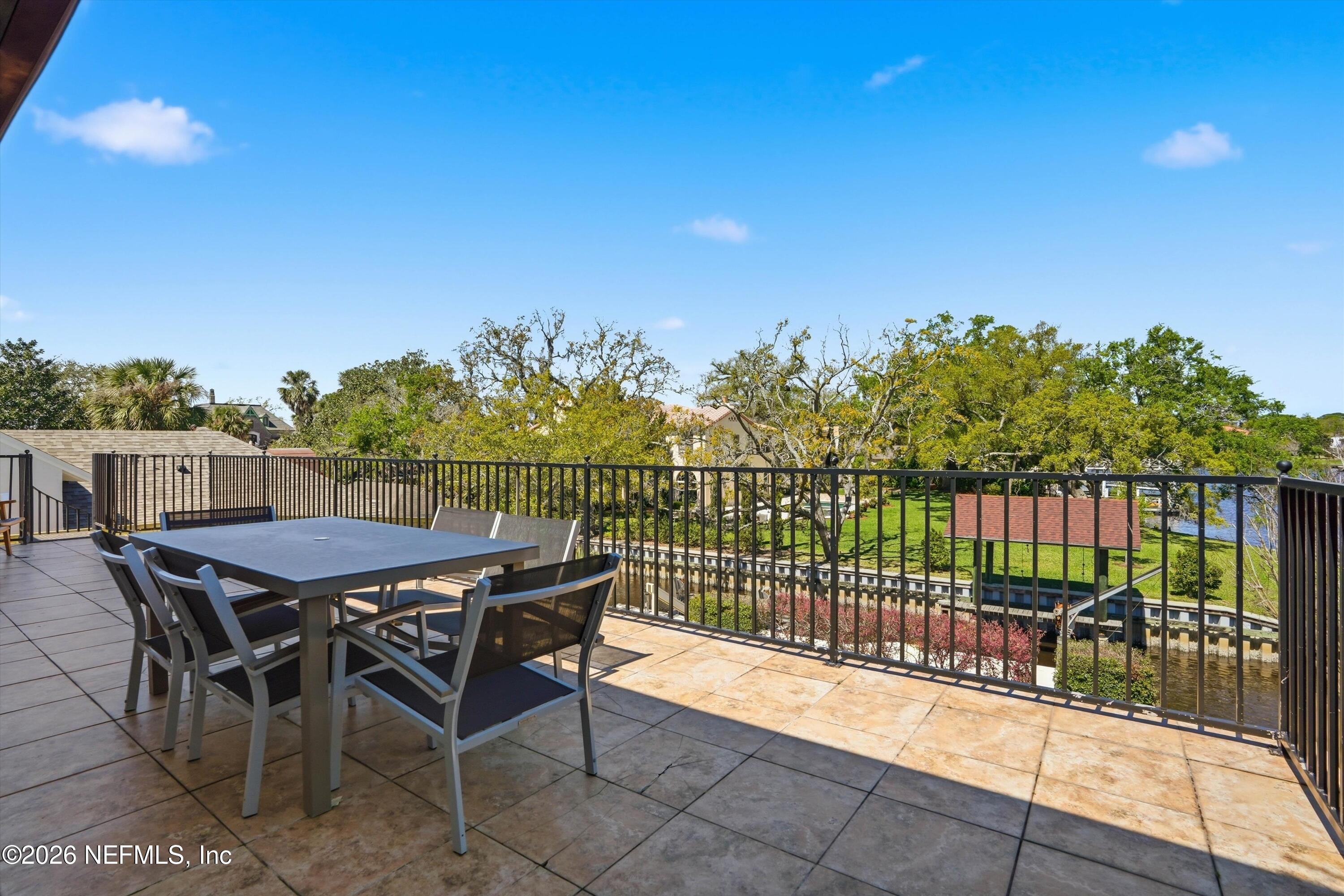 833 Sorrento Road Jacksonville, FL 32207 - Photo 40 of 68 Balcony