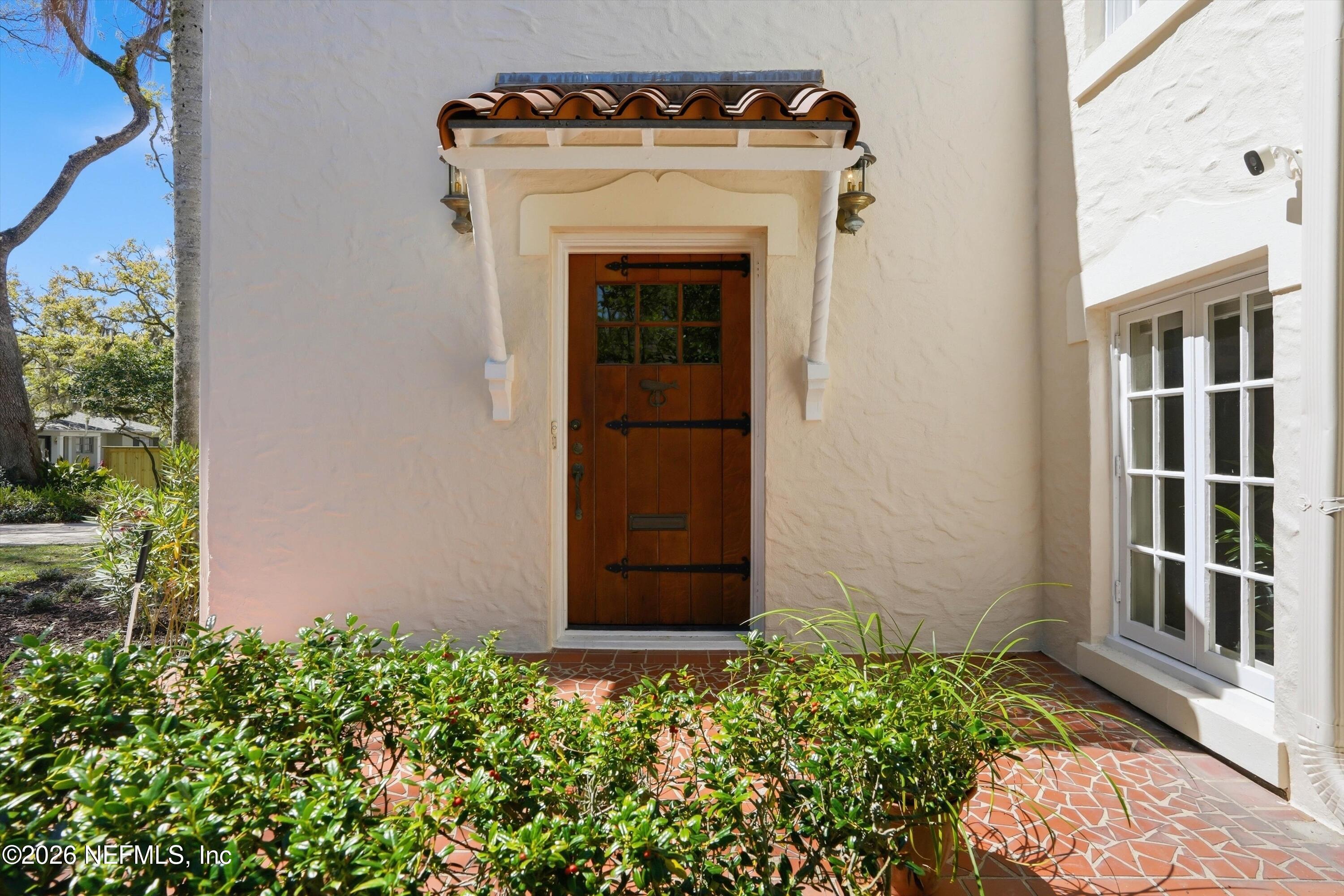 833 Sorrento Road Jacksonville, FL 32207 - Photo 5 of 68 Front Entrance