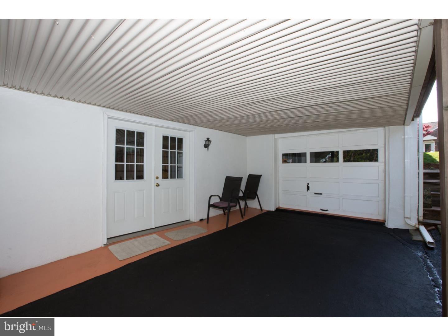 1427 Fayette Avenue Reading, PA 19607 - Photo 20 of 22 Driveway