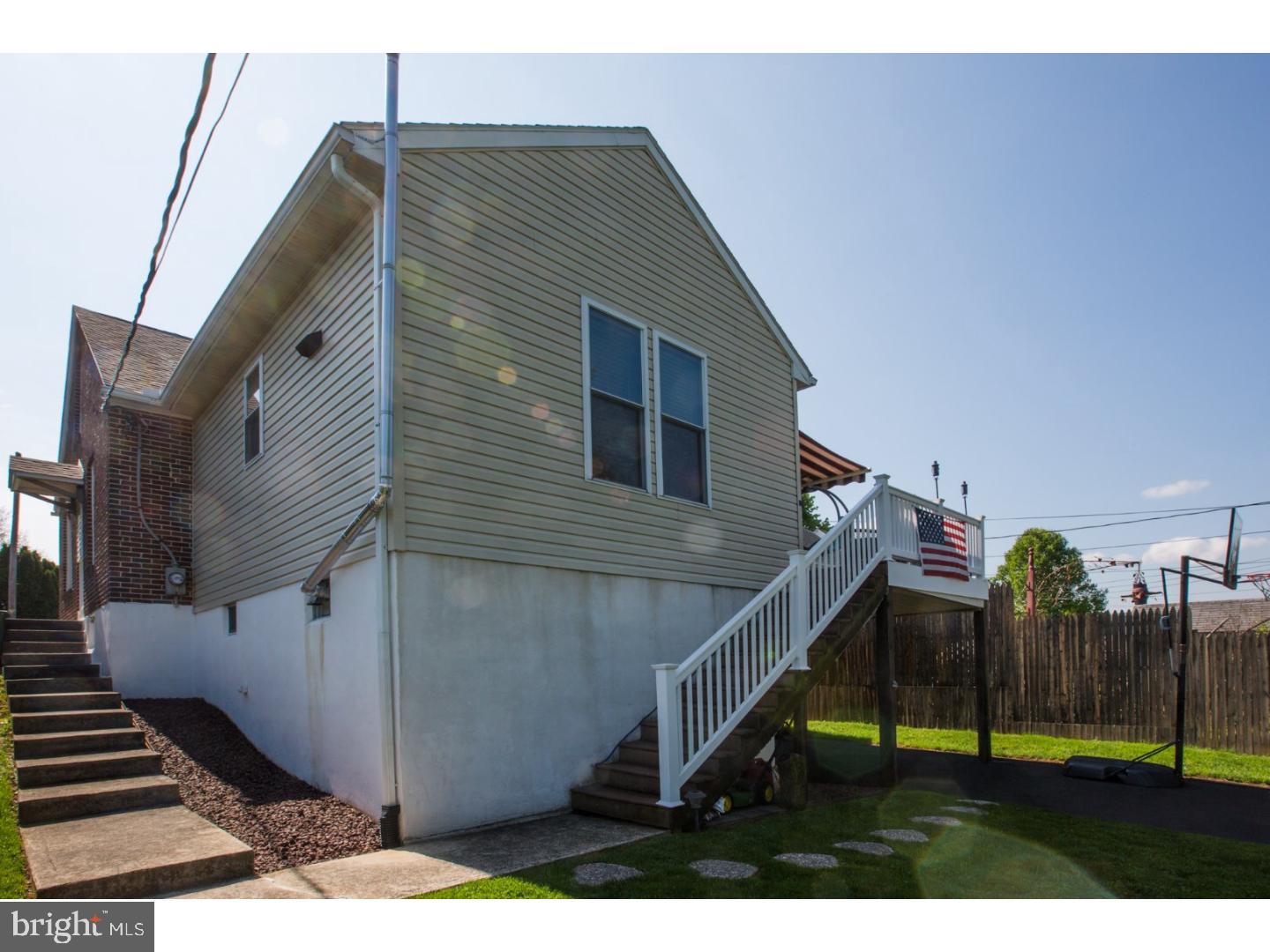 1427 Fayette Avenue Reading, PA 19607 - Photo 22 of 22 Exterior Side