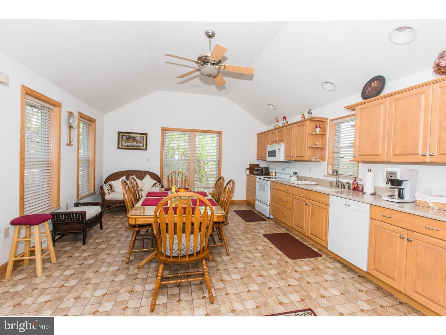 1427 Fayette Avenue Reading, PA 19607 - Photo 7 of 22 Kitchen