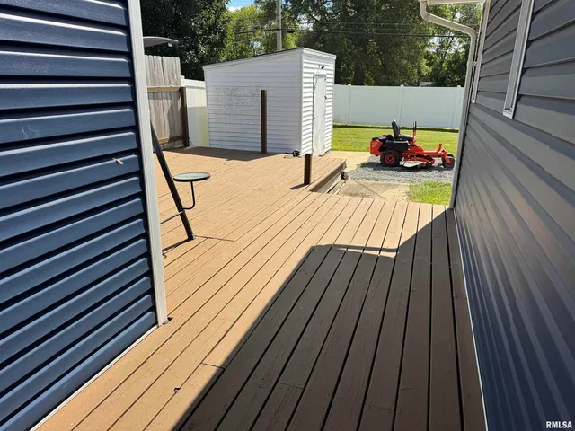 $152,000 | 801 West 5th Street, Flora, IL 62839