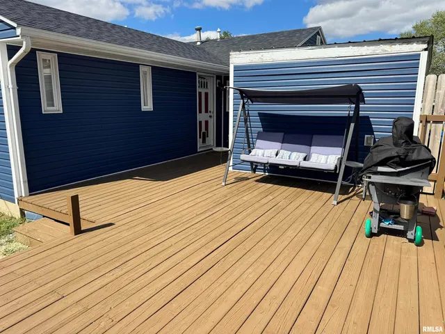 $152,000 | 801 West 5th Street, Flora, IL 62839