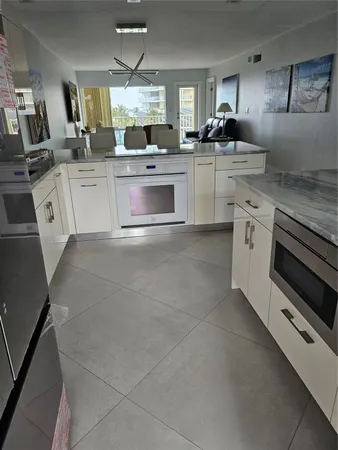 $685,000 | 750 North Ocean Boulevard, Unit 503, Pompano Beach, FL 33062