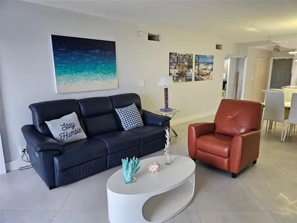 $685,000 | 750 North Ocean Boulevard, Unit 503, Pompano Beach, FL 33062