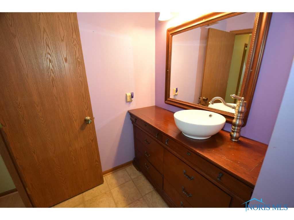 1119 Waterville Monclova Road Waterville, OH 43566 - Photo 14 of 20 Gallery Image 14