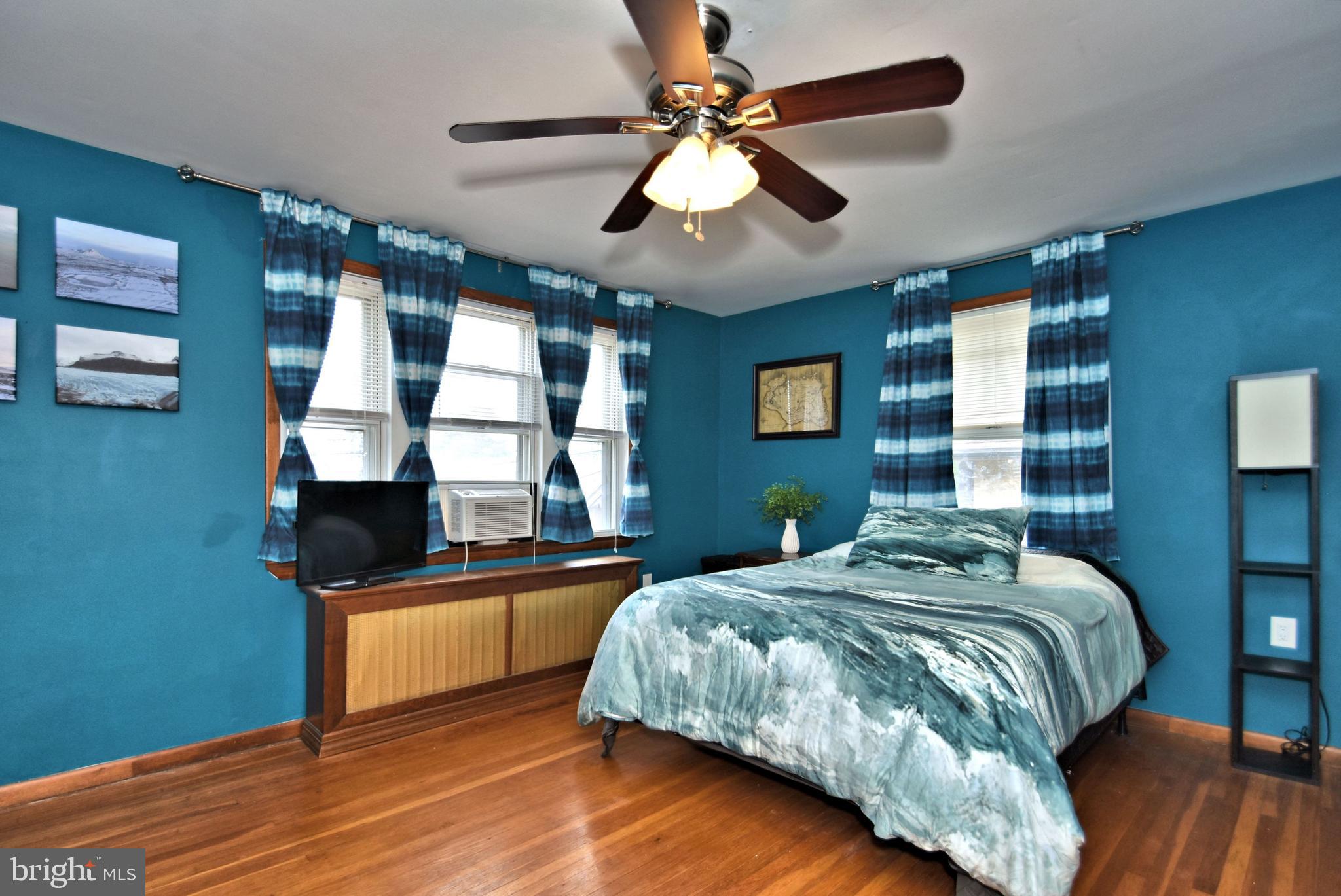 318 Ballymore Road Springfield, PA 19064 - Photo 21 of 41 Master Bedroom