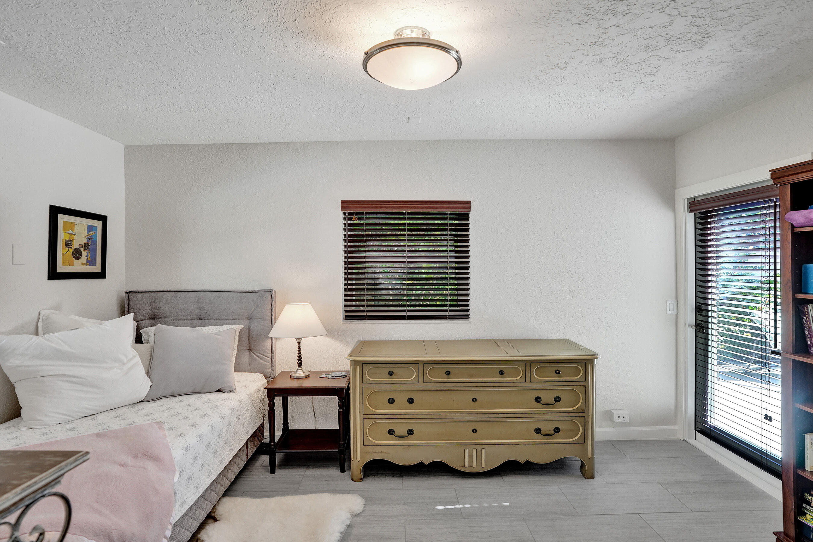 3207 Dover Road Pompano Beach, FL 33062 - Photo 34 of 57 Guest Bedroom