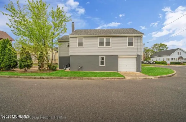 $2,750 | 146 James Street, Unit REAR, Long Branch, NJ 07740