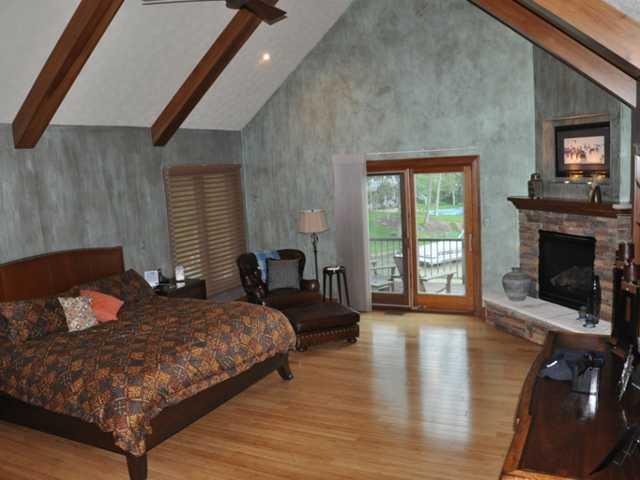 11033 Fall Creek Road Indianapolis, IN 46256 - Photo 13 of 24 Gallery Image 13