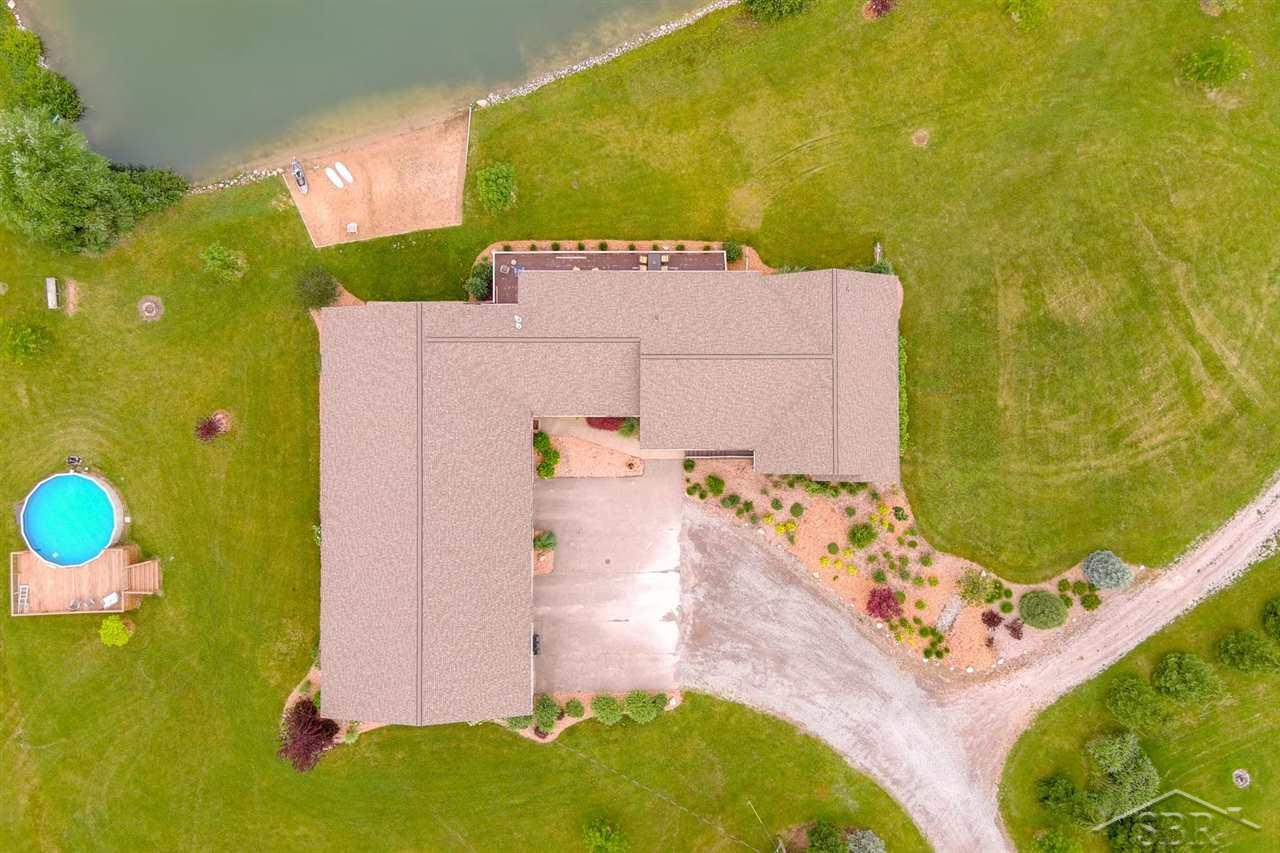 7256 7 Mile Road Freeland, MI 48623 - Photo 91 of 98 POND OR POOL!
