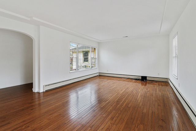 521 Mack Street Joliet, IL 60435 - Photo 4 of 13
