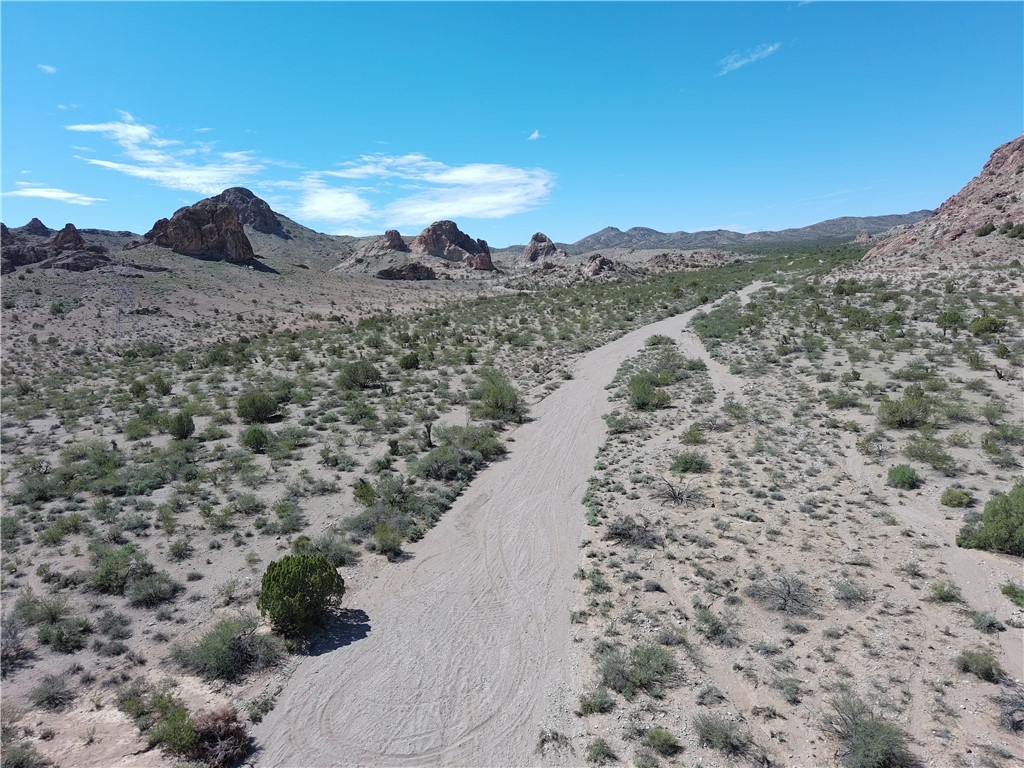 1886 Ganado Road Golden Valley, AZ 86413 - Photo 52 of 58 View