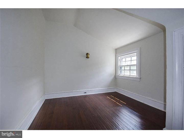 211 Poplar Avenue Wayne, PA 19087 - Photo 13 of 25 Den