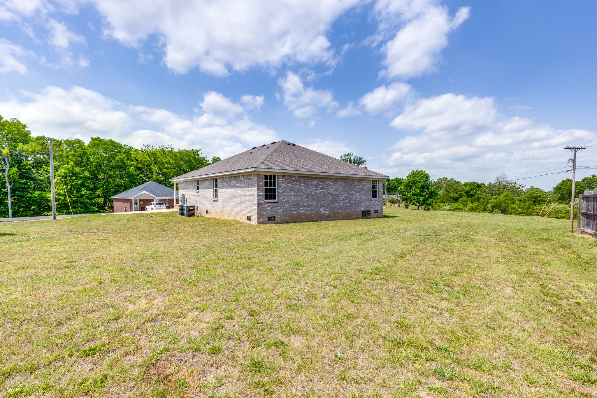 107 Ragsdale Lane Pulaski, TN 38478 - Photo 11 of 25 a front view of a house with garden