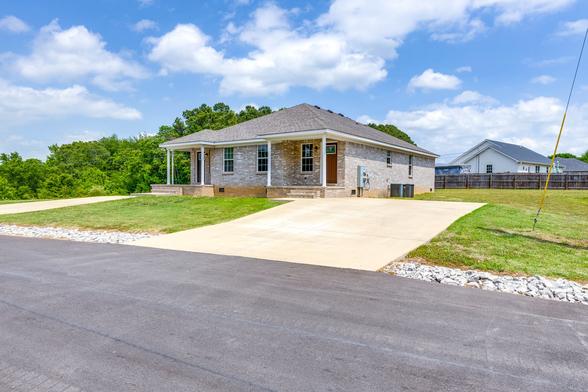 107 Ragsdale Lane Pulaski, TN 38478 - Photo 9 of 25 a front view of a house with a yard