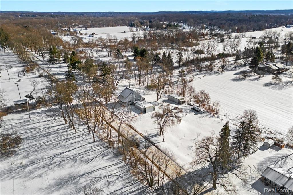 3901 Lone Tree Road Milford, MI 48380 - Photo 42 of 48 Gallery Image 42