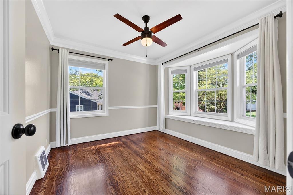 247 Old Ballwin Road Ballwin, MO 63021 - Photo 19 of 39