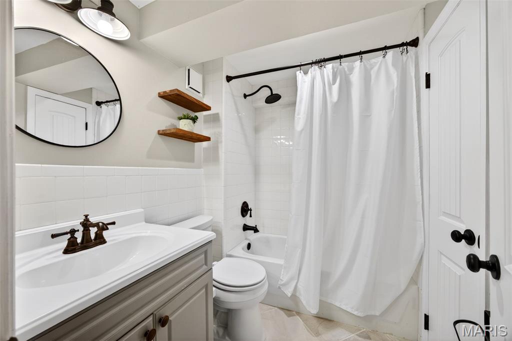 247 Old Ballwin Road Ballwin, MO 63021 - Photo 22 of 39