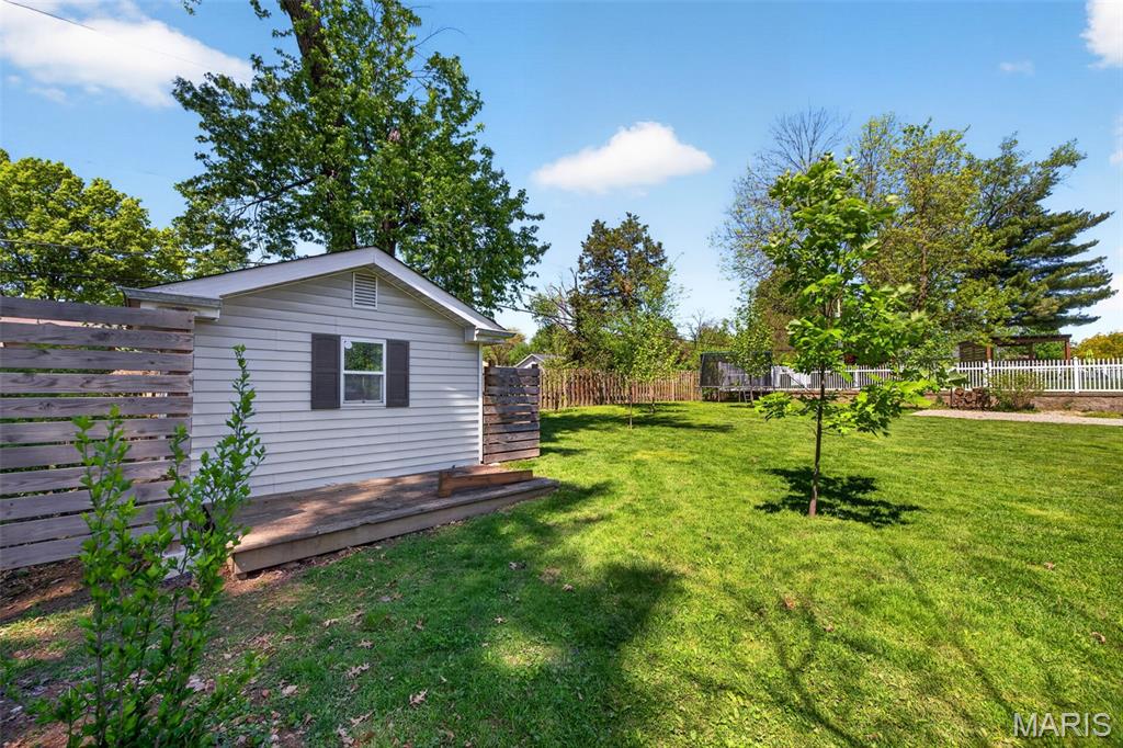 247 Old Ballwin Road Ballwin, MO 63021 - Photo 32 of 39