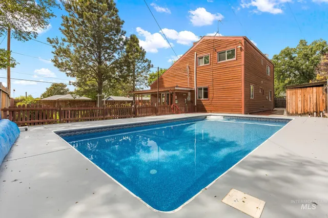 $505,000 | 2015 Washington Avenue, Caldwell, ID 83605