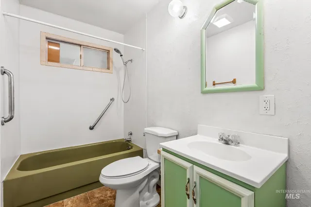 $505,000 | 2015 Washington Avenue, Caldwell, ID 83605