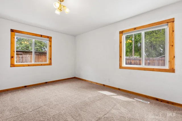 $505,000 | 2015 Washington Avenue, Caldwell, ID 83605