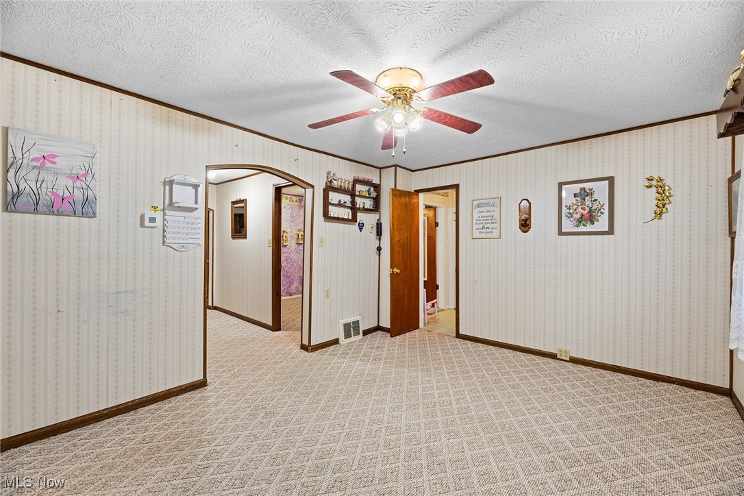 1060 Portage Line Road Akron, OH 44312 - Photo 6 of 37