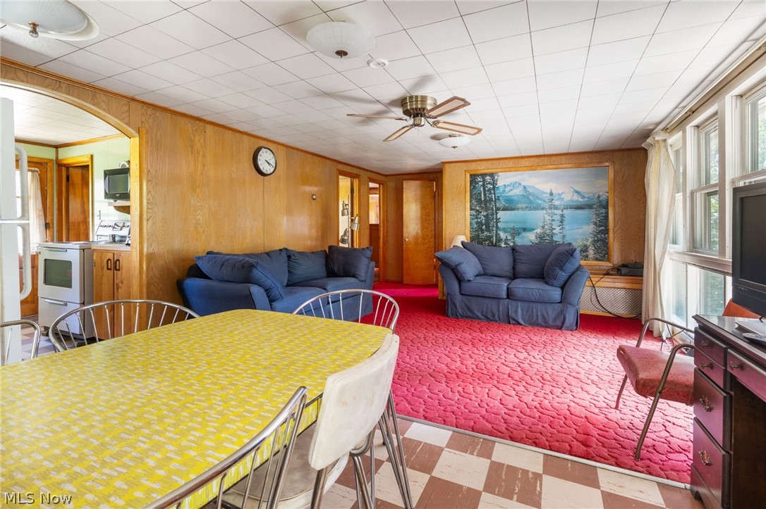 2349 Bramble Road Southwest Carrollton, OH 44615 - Photo 2 of 27 Living room