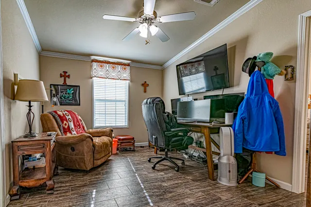 $340,000 | 120 Mary Drive, Huntsville, TX 77320