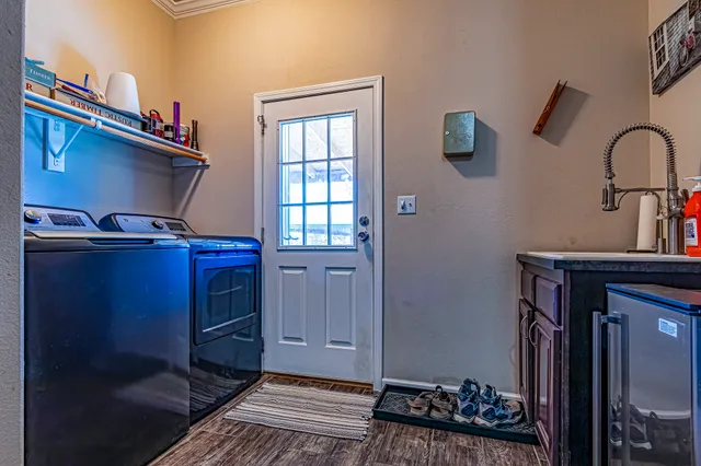 $340,000 | 120 Mary Drive, Huntsville, TX 77320