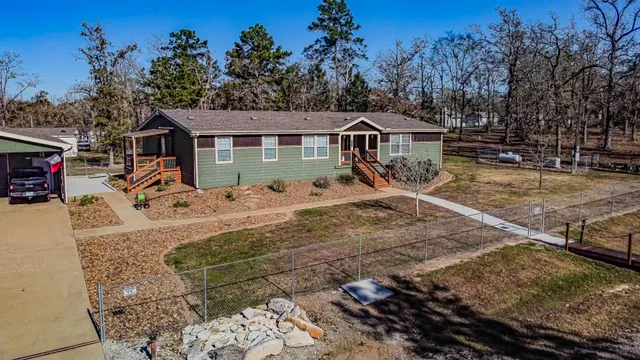 $340,000 | 120 Mary Drive, Huntsville, TX 77320