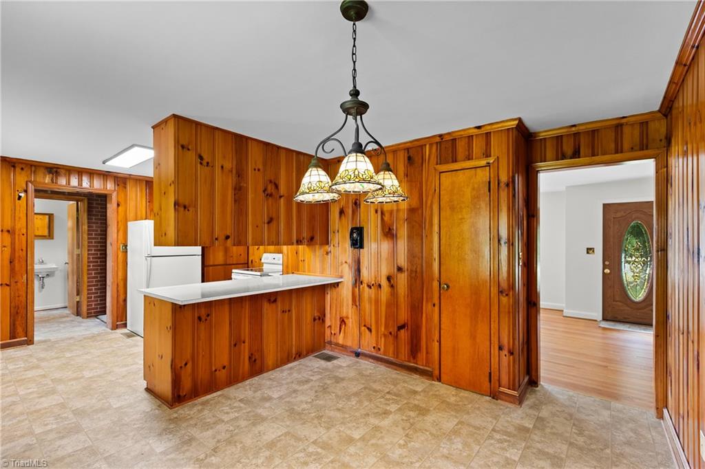 509 Ritters Lake Road Greensboro, NC 27406 - Photo 9 of 41 Gallery Image 9