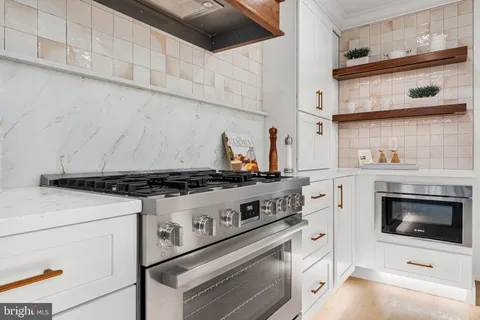 $1,495,000 | 2 Barrister Court, Haverford, PA 19041