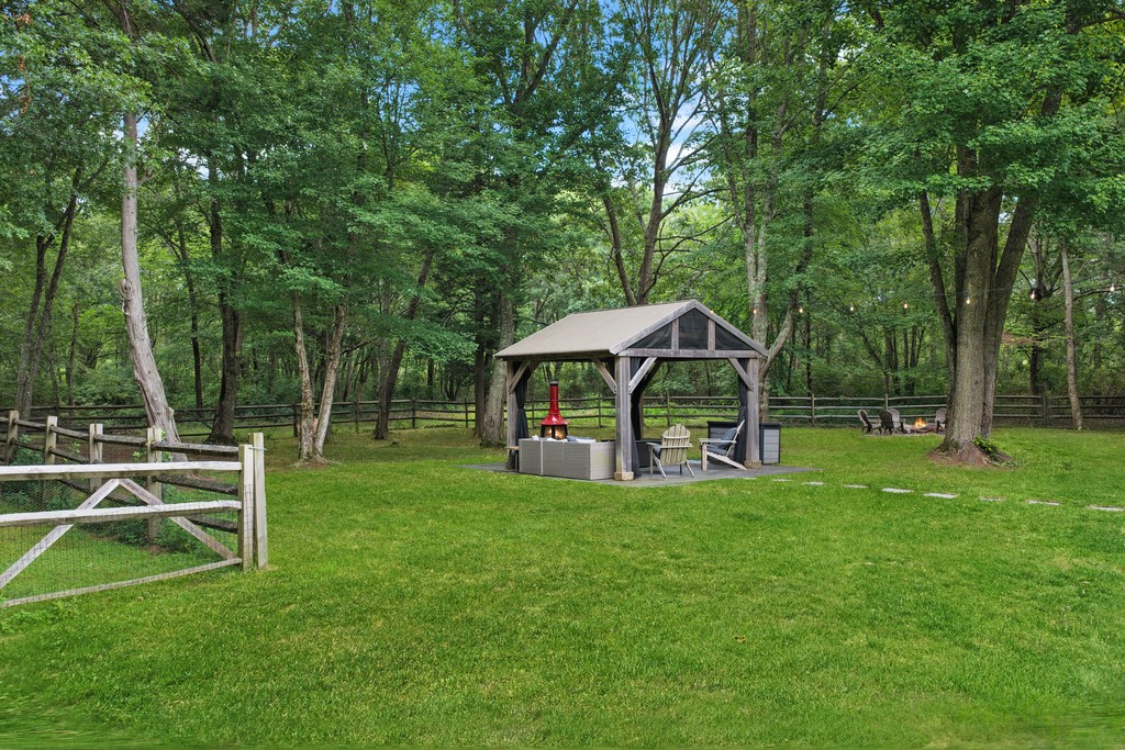 5 Christopher Road Westerly, RI 02891 - Photo 36 of 42 Gallery Image 36