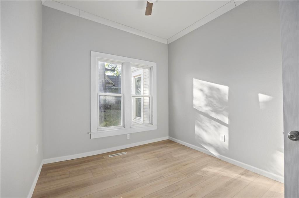 401 West Adams Street Pittsburg, KS 66762 - Photo 15 of 30