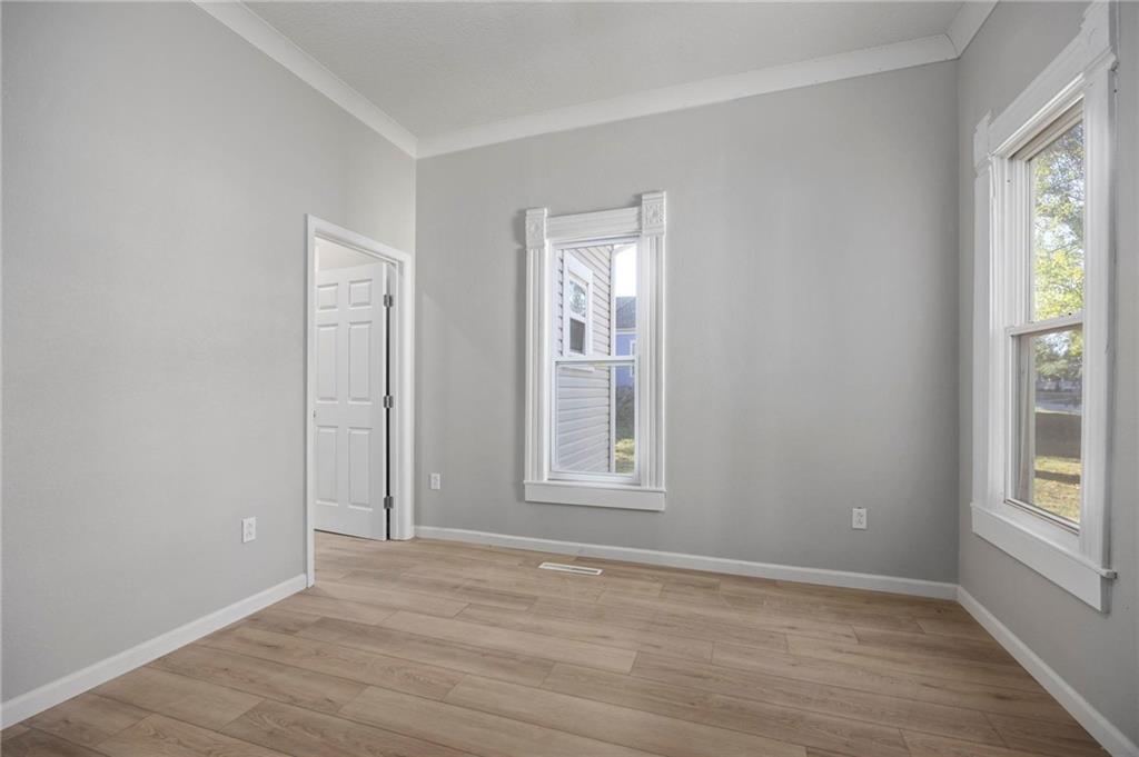 401 West Adams Street Pittsburg, KS 66762 - Photo 16 of 30