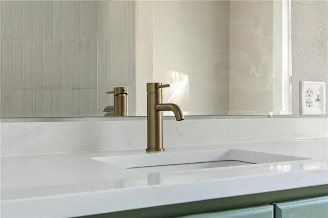 $210,000 | 401 West Adams Street, Pittsburg, KS 66762