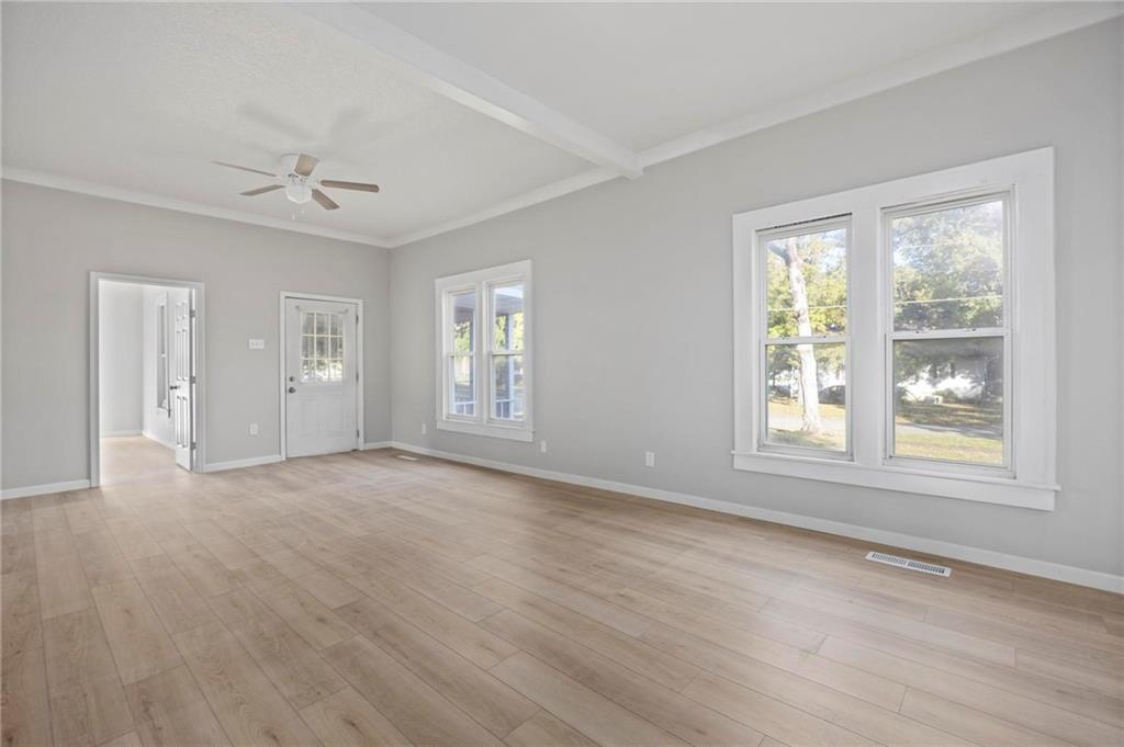 401 West Adams Street Pittsburg, KS 66762 - Photo 4 of 30