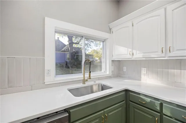 $210,000 | 401 West Adams Street, Pittsburg, KS 66762