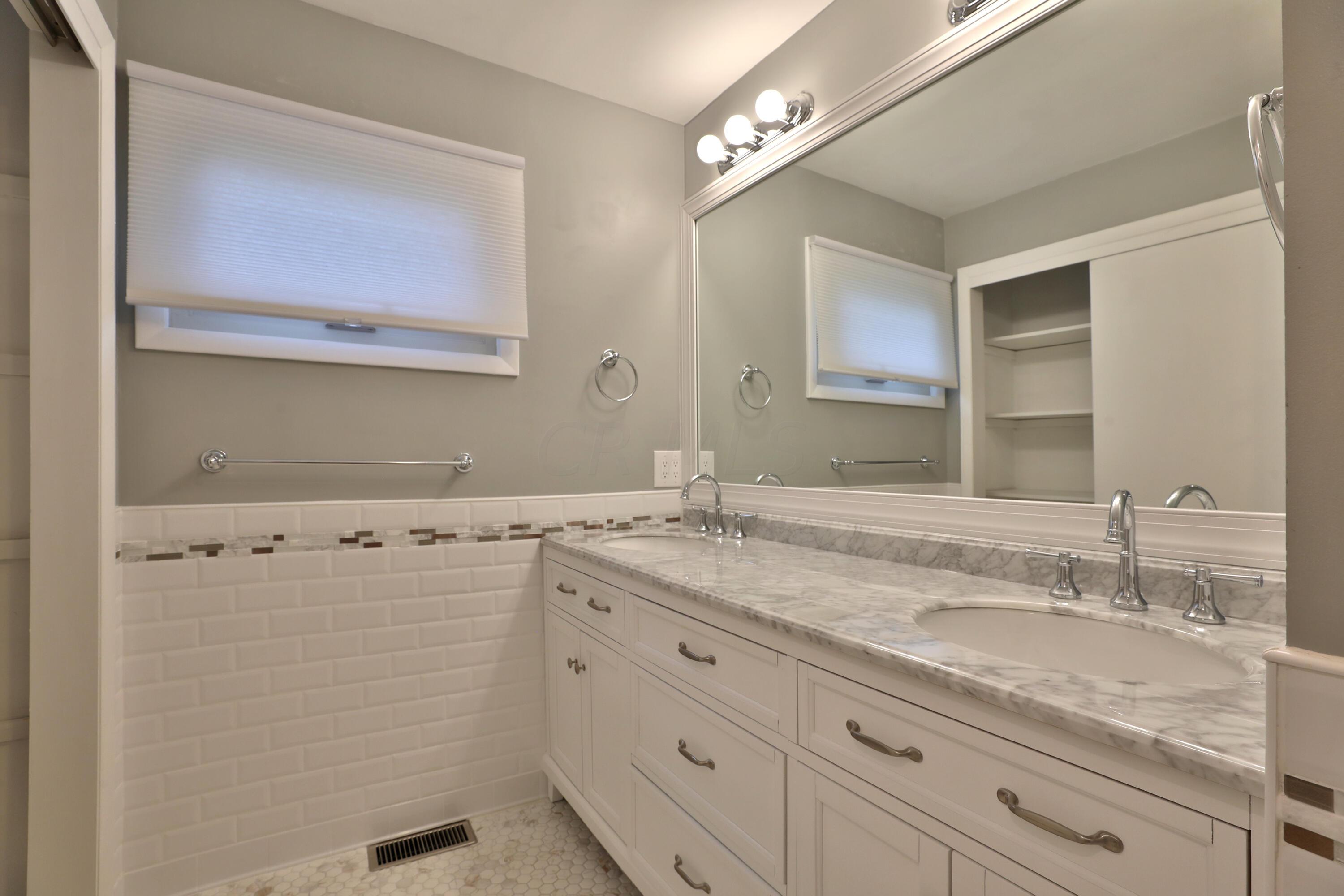 92 North Ardmore Road Bexley, OH 43209 - Photo 40 of 54 Owner's New full bathroom