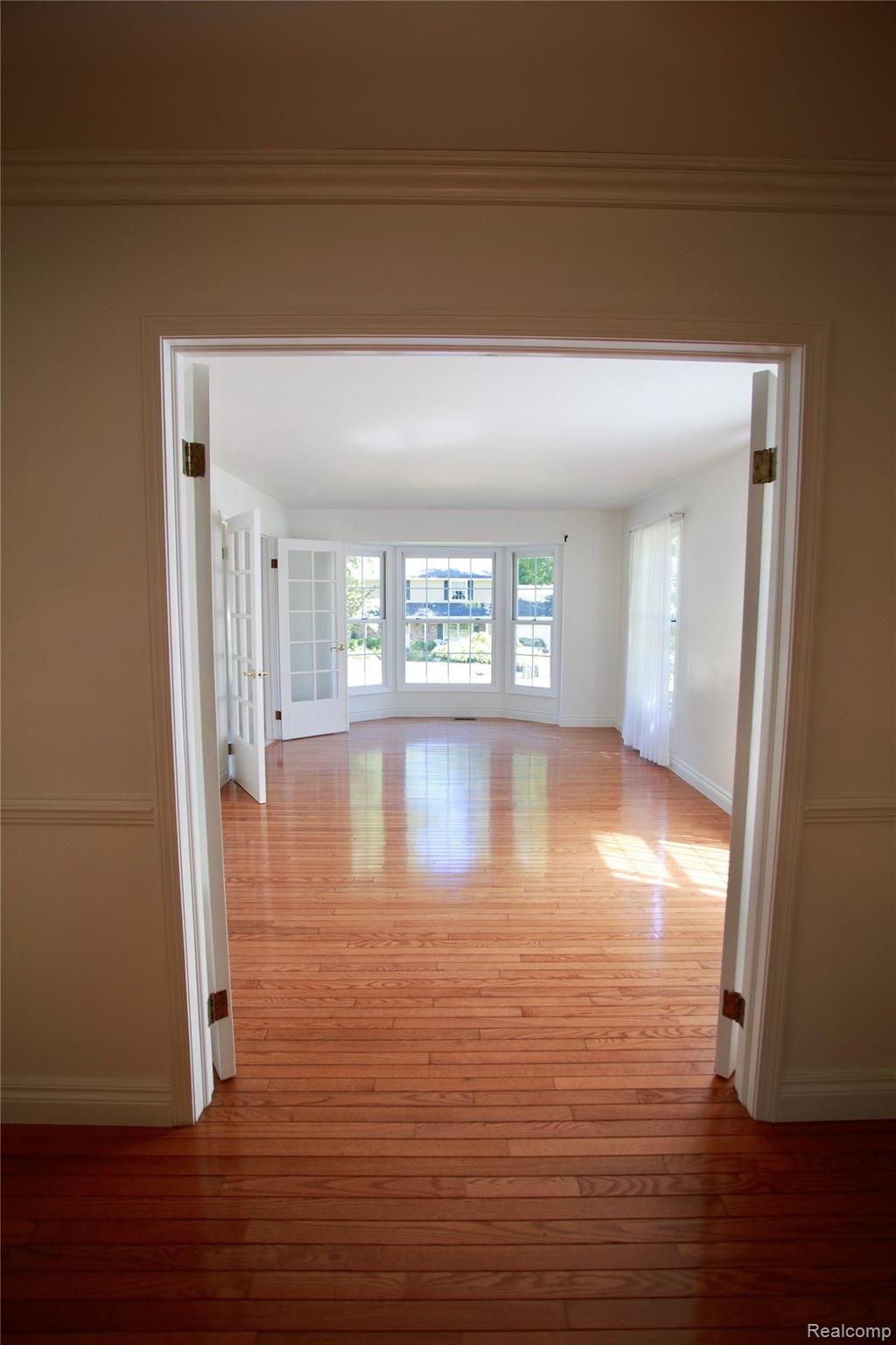 1357 Hathaway Rising Rochester, MI 48306 - Photo 11 of 25 IMG_6938.jpg