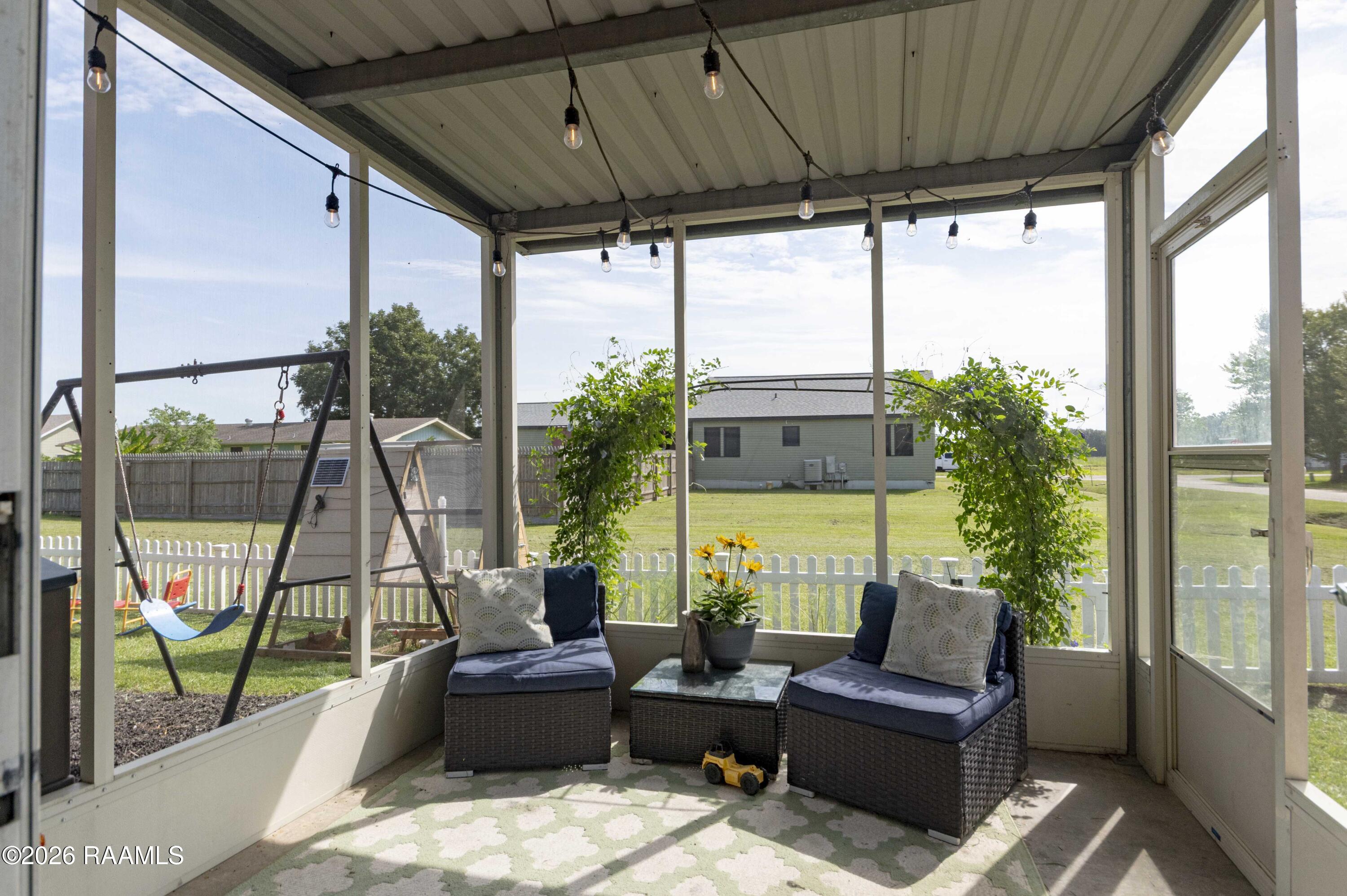 1402 Breaux Road Lafayette, LA 70506 - Photo 24 of 30 Patio 1