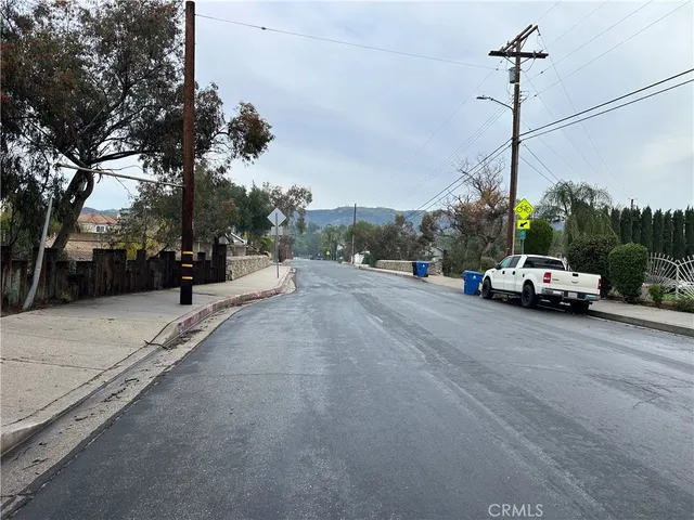 $649,000 | 10816 1/2 Variel Avenue, Chatsworth, CA 91311