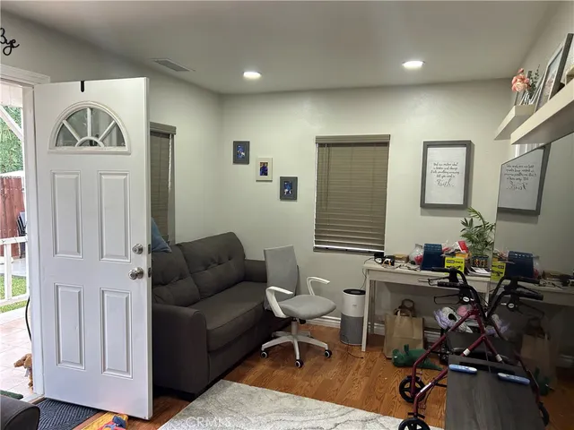 $649,000 | 10816 1/2 Variel Avenue, Chatsworth, CA 91311