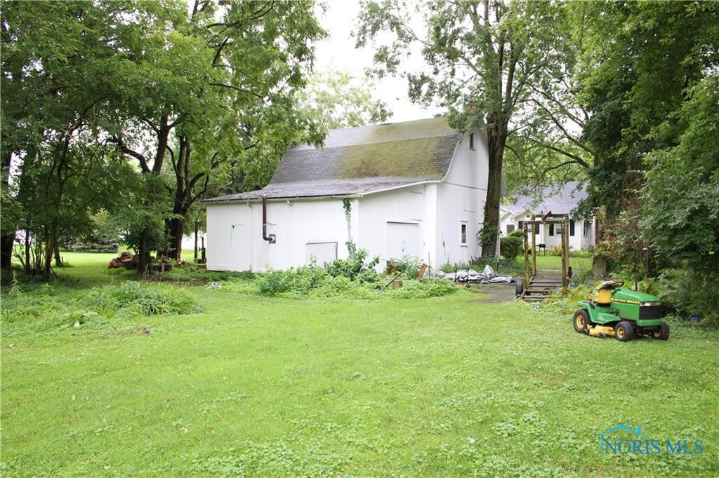 1052 Farnsworth Road Waterville, OH 43566 - Photo 15 of 22 Gallery Image 15