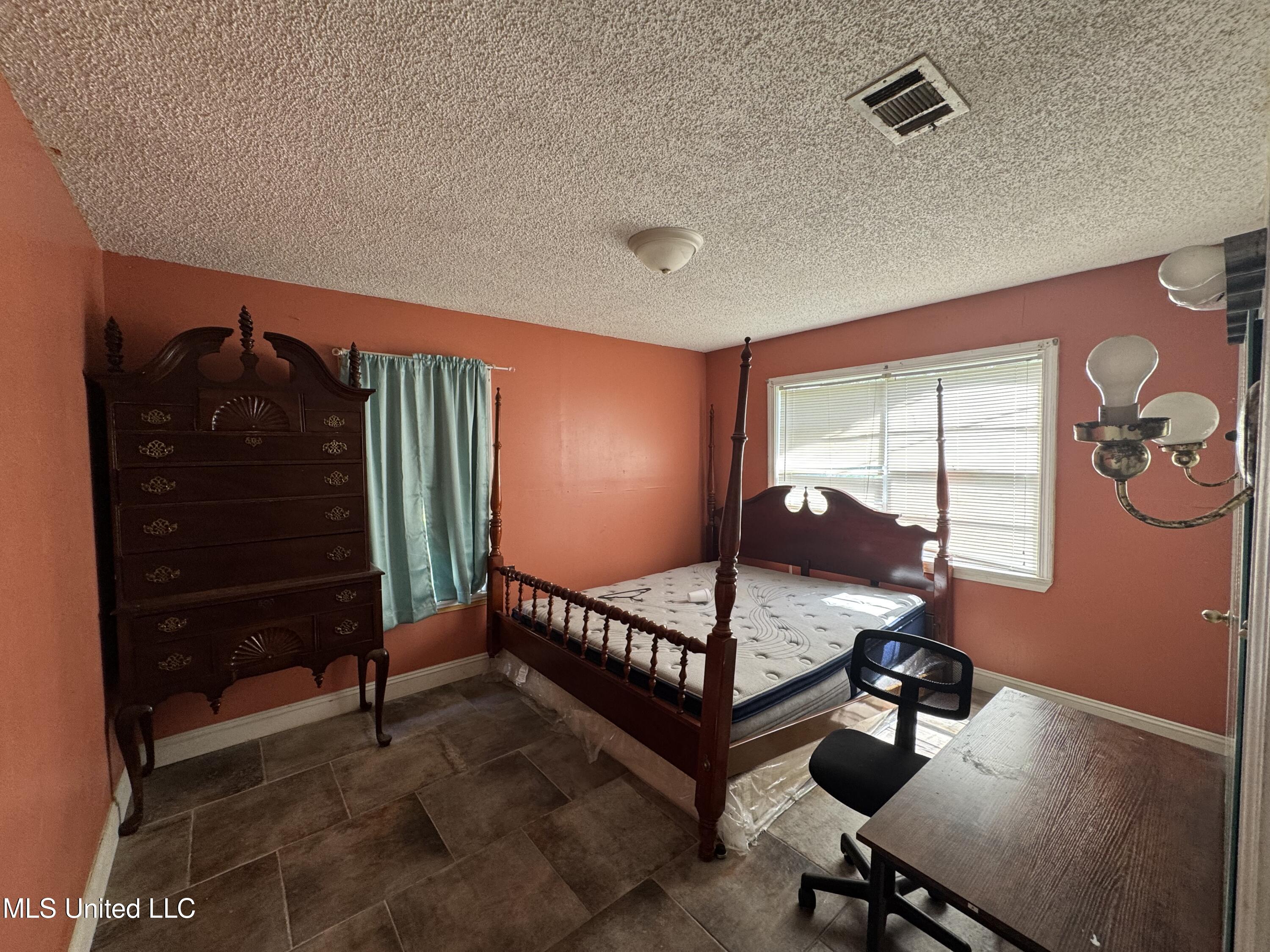 5418 Elder Street Moss Point, MS 39563 - Photo 7 of 13 IMG_8284